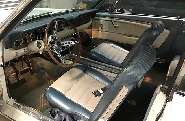 1966 Mustang coupe Interior